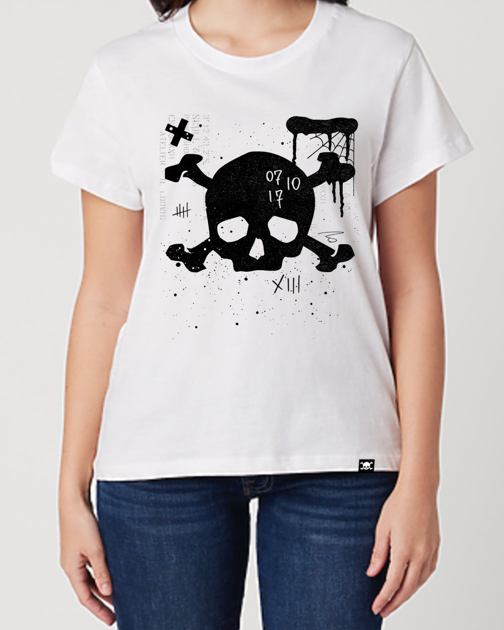 Skull & Bones T-shirt (Women
